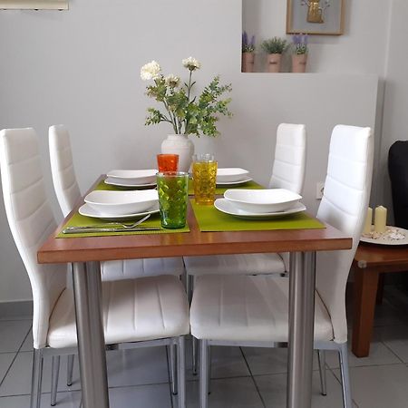Dennis Stylish Apartment Kato Daratso Dış mekan fotoğraf