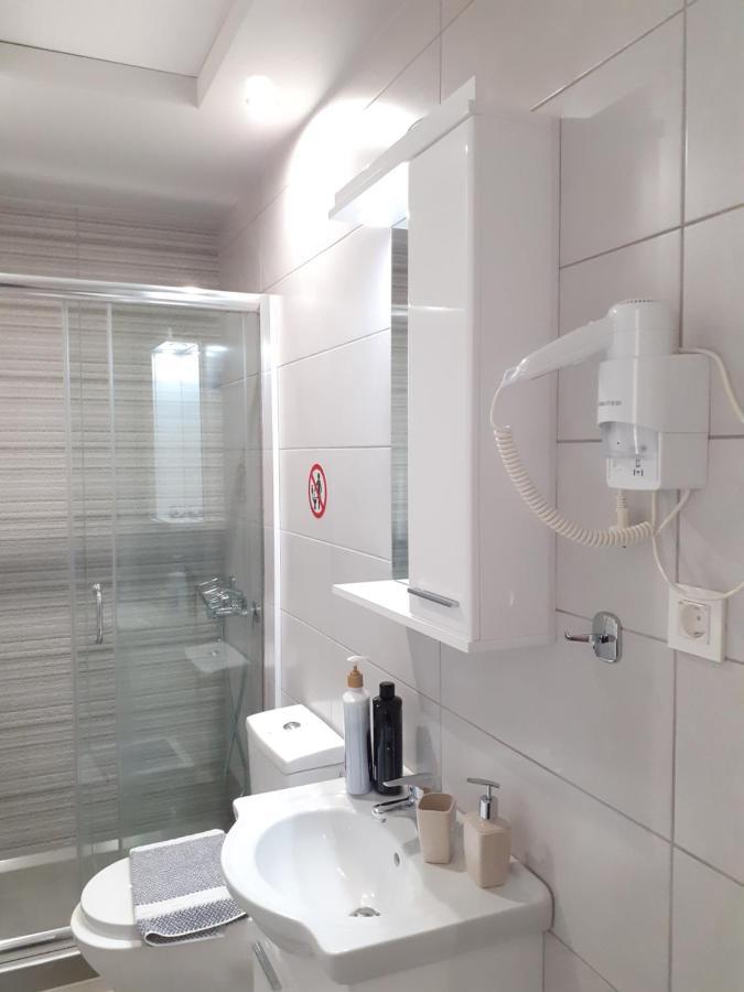 Dennis Stylish Apartment Kato Daratso Dış mekan fotoğraf